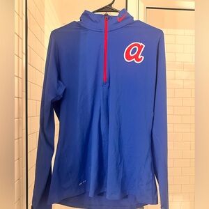 Nike Women’s Large Atlanta Braves Pullover